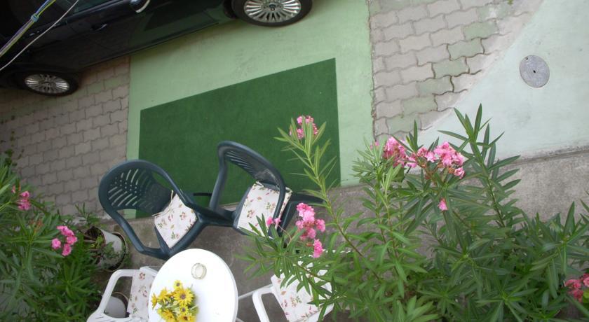 Garden Szivarvany Utcai Vendeghaz سيغيد الغرفة الصورة